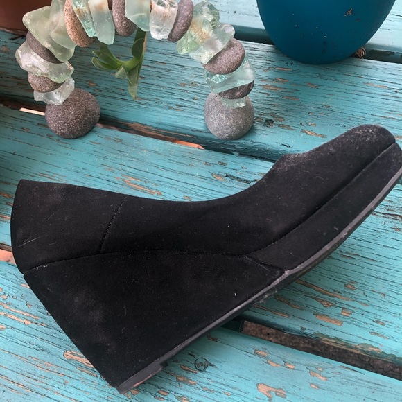 Black Velvet Wedges - Picture 6 of 8